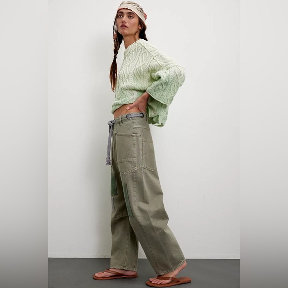 NWOT FREE PEOPLE WE THE FREE Moxie Pull-On Barrel Jeans | Army MSRP $148 - Picture 4 of 13
